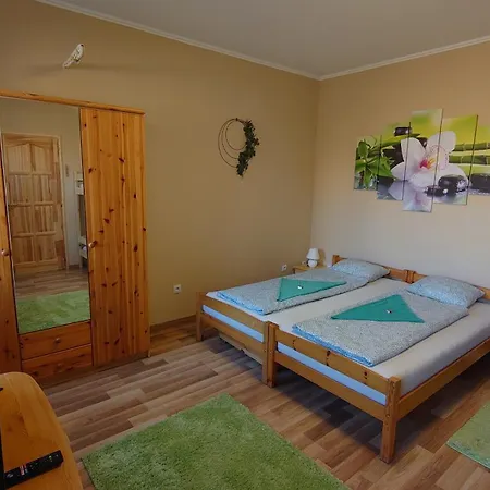 Nyuszifül Apartamento Pécs